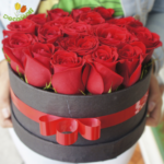 Caja redonda con rosas