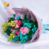 Ramo de rosas y perritos